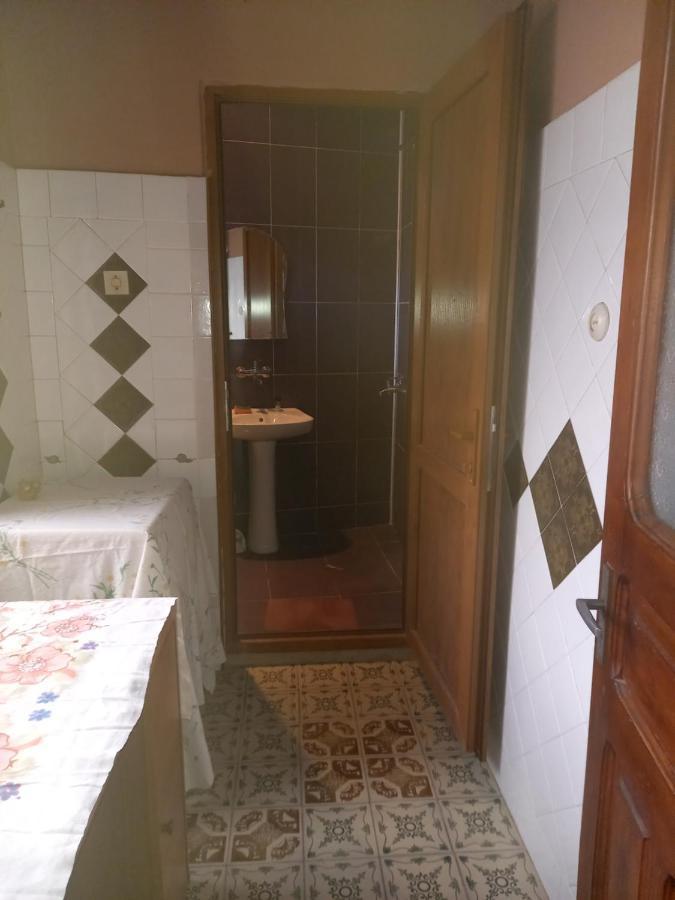 Guest House Roma Кутаїсі Екстер'єр фото